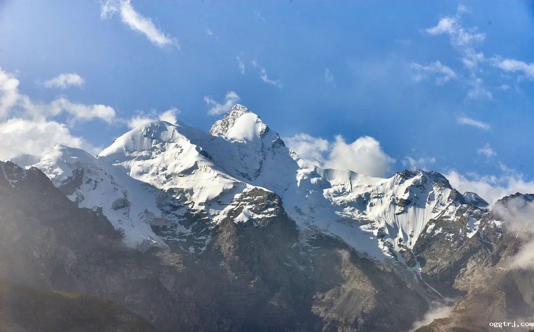 1630479431580898.jpg ia_100000757.jpg