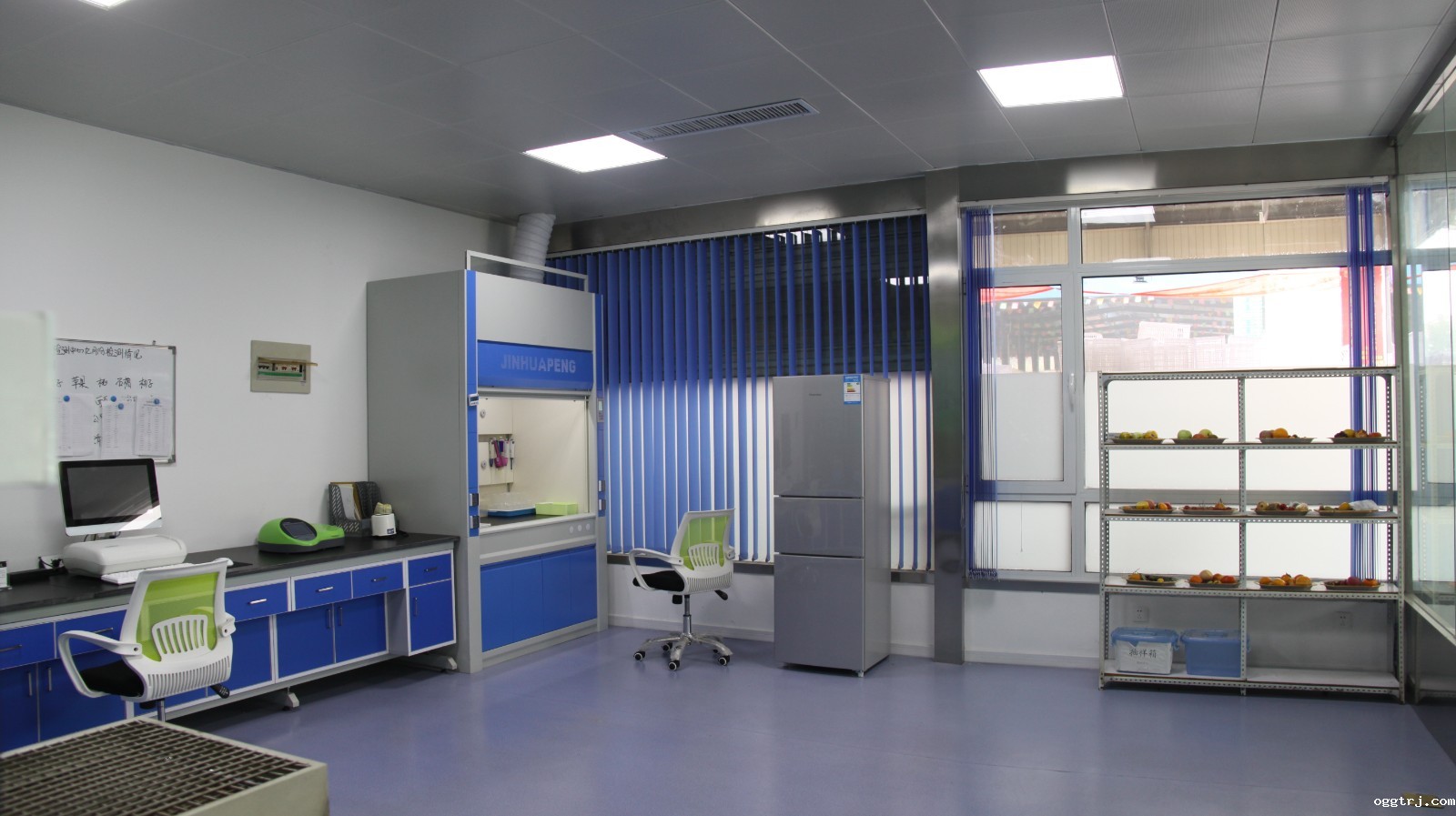 农产品质量检测中心.JPG